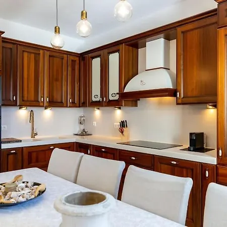 Constamar * Angairiá