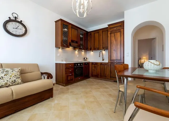 Constamar Вилла