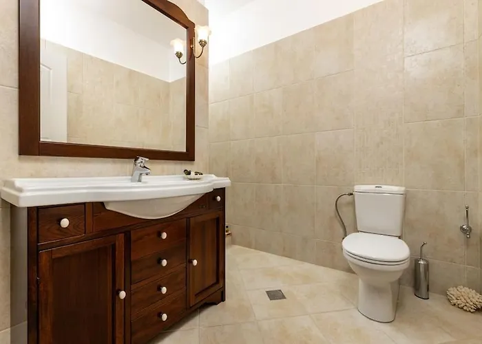 Вилла Constamar